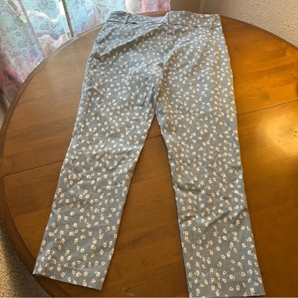Jules & Leopold Floral Dress Pants - Picture 2 of 6